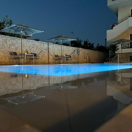 Nancy - Chara Apartments Karteros Exterior photo
